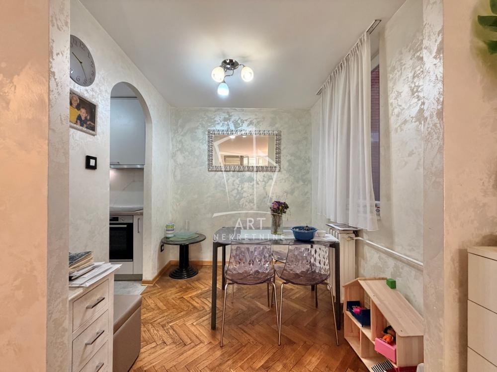 Stan na prodaju u Beogradu, Mirijevo, dvosoban, 53m2, cena 179000 evra