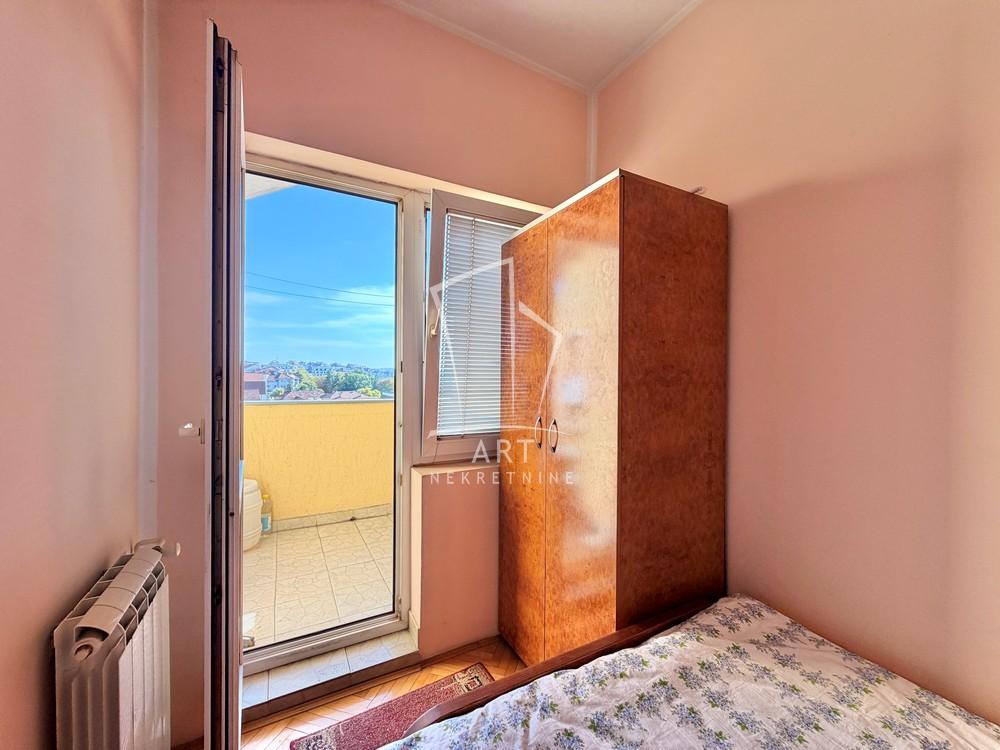 Stan na prodaju u Beogradu, Banovo brdo, dvoiposoban, 51m2, cena 188000 evra