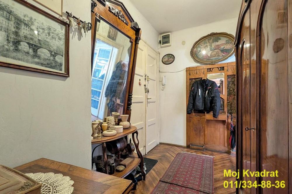 Stan na prodaju u Beogradu, Slavija, troiposoban, 95m2, cena 365000 evra