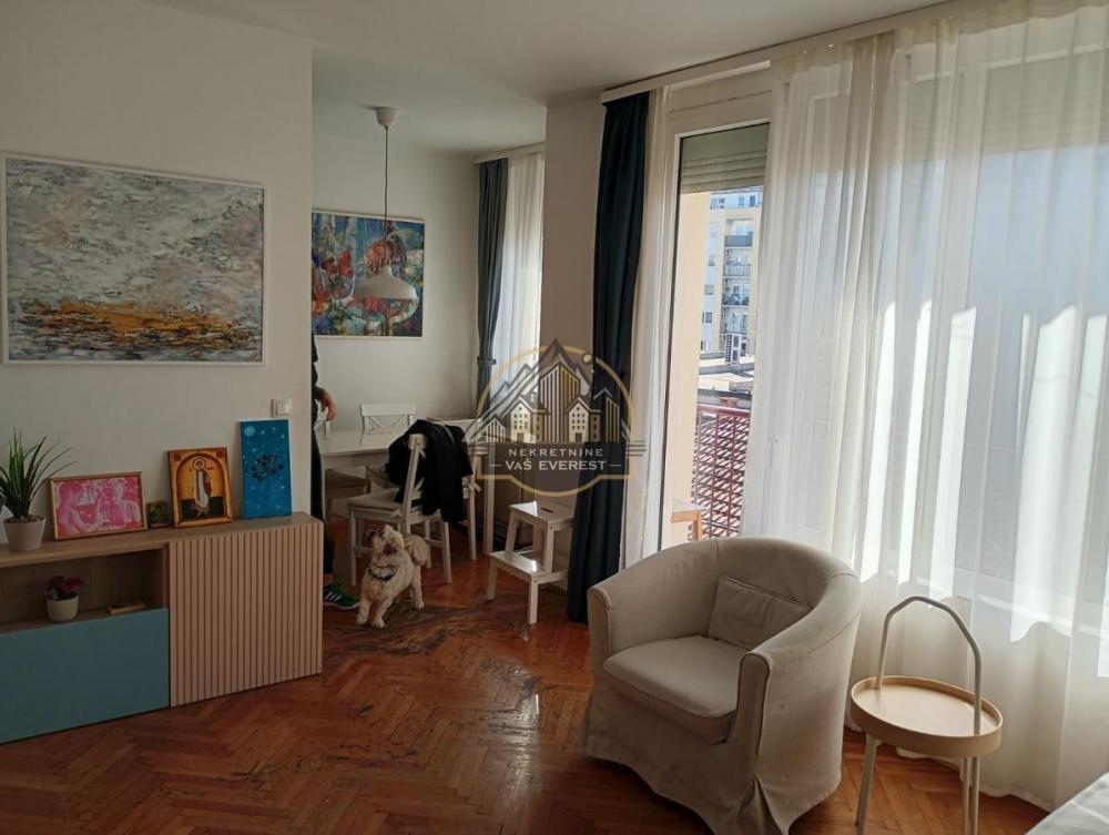 Stan na prodaju u Beogradu, Crveni Krst, trosoban, 69m2, cena 255000 evra