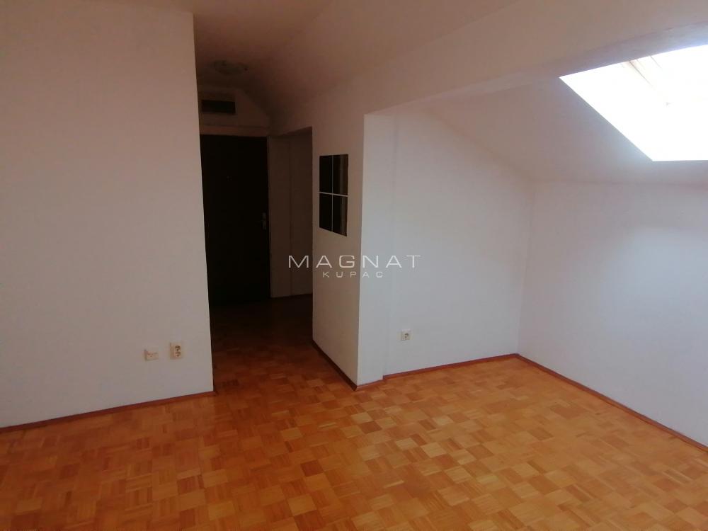 Stan na prodaju u Beogradu, Olimp, dvosoban, 48m2, cena 119000 evra