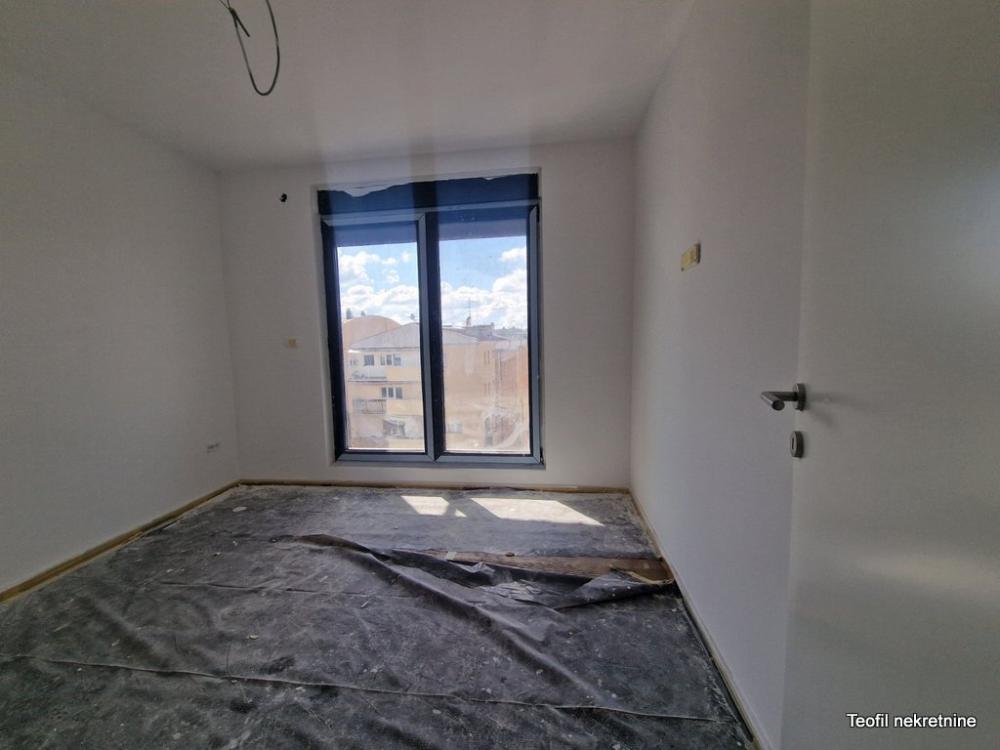 Stan na prodaju u Beogradu, Vojvode Stepe, dvoiposoban, 76m2, cena 262000 evra