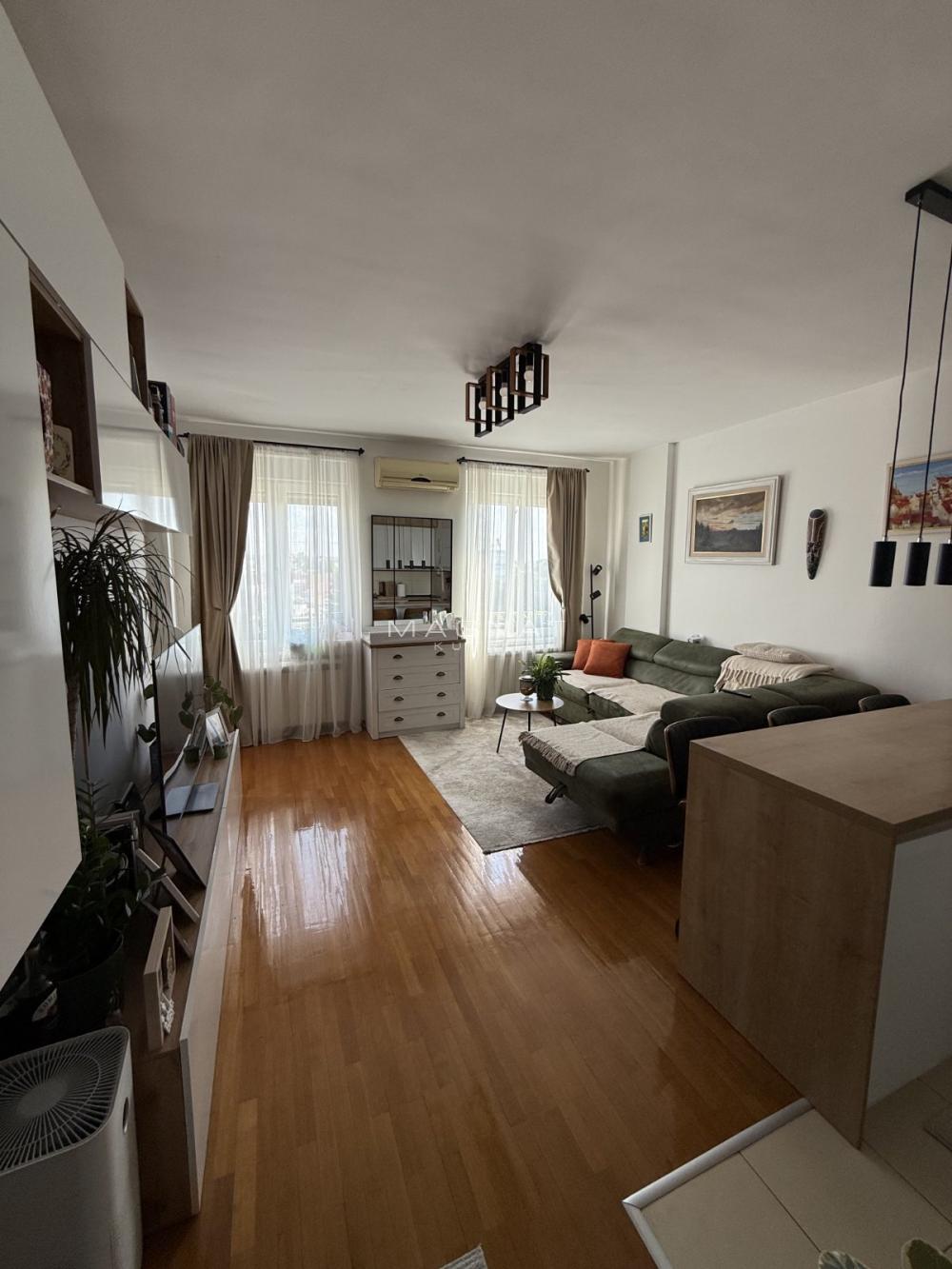 Stan na prodaju u Beogradu, Novi Beograd blok 63, dvosoban, 48m2, cena 207000 evra
