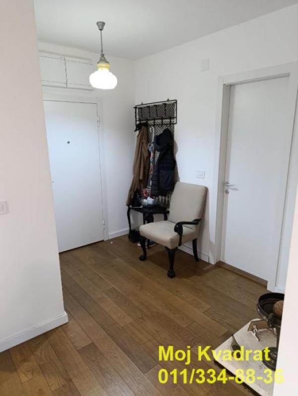 Stan na prodaju u Beogradu, Novi Beograd blok 67A (Belvile), dvosoban, 62m2, cena 315000 evra