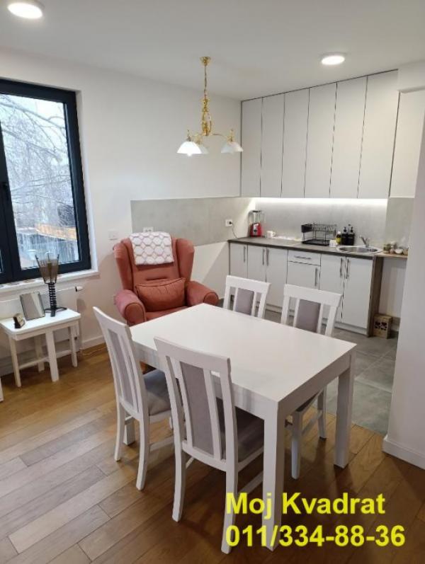 Stan na prodaju u Beogradu, Novi Beograd blok 67A (Belvile), dvosoban, 62m2, cena 315000 evra