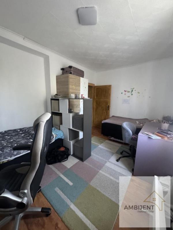 Stan na prodaju u Beogradu, Batajnica, dvosoban, 47m2, cena 89900 evra