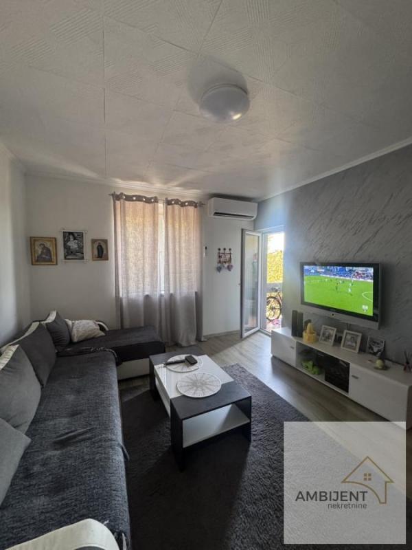 Stan na prodaju u Beogradu, Batajnica, dvosoban, 47m2, cena 89900 evra