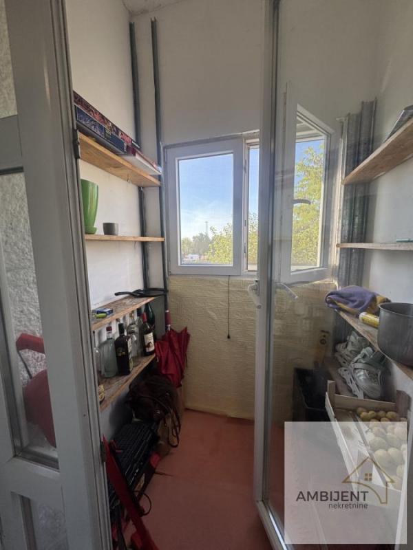 Stan na prodaju u Beogradu, Batajnica, dvosoban, 47m2, cena 89900 evra