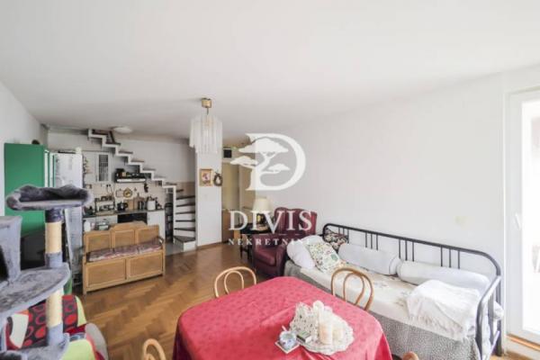Stan na prodaju u Beogradu, Vojvode Vlahovića, dvoiposoban, 78m2, cena 182000 evra