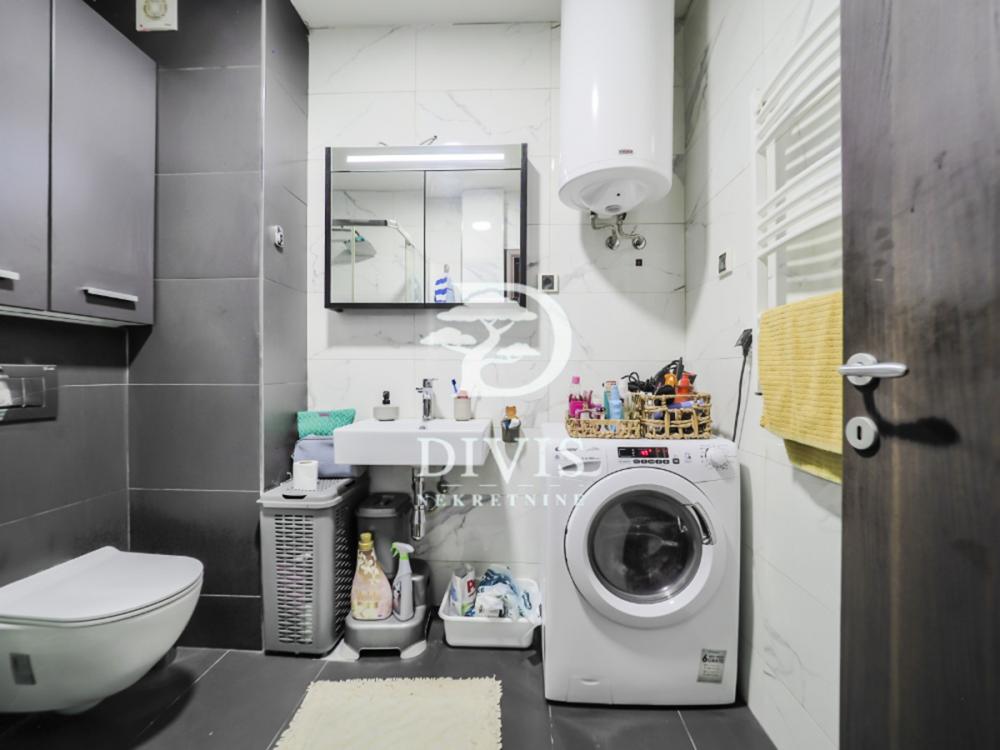 Stan na prodaju u Beogradu, Višnjička banja, dvosoban, 44m2, cena 138000 evra