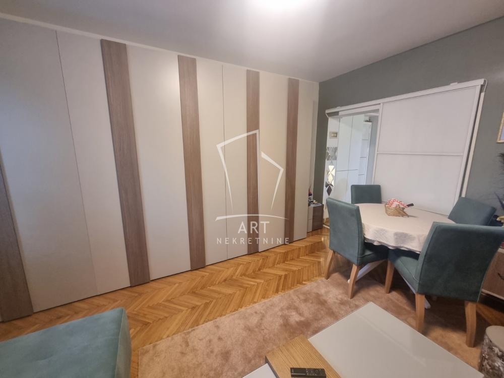 Stan na prodaju u Beogradu, Gornji grad, dvosoban, 48m2, cena 170000 evra