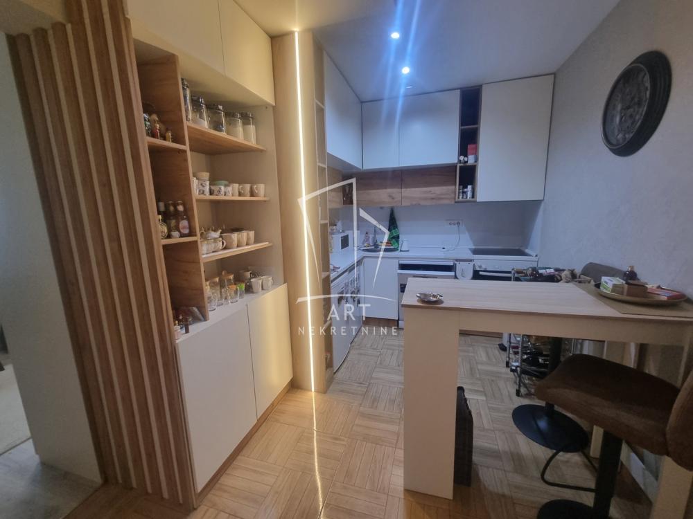 Stan na prodaju u Beogradu, Gornji grad, dvosoban, 48m2, cena 170000 evra