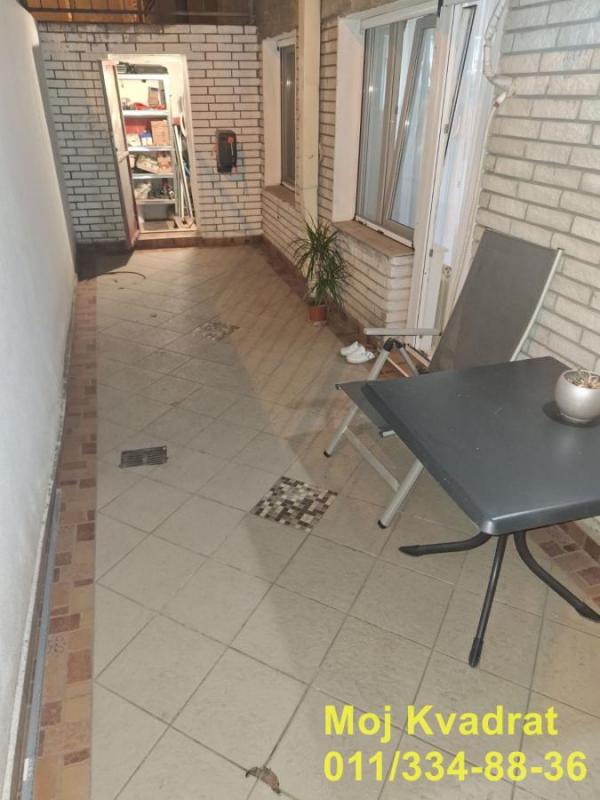 Stan na prodaju u Beogradu, Banovo brdo, dvosoban, 39m2, cena 130000 evra
