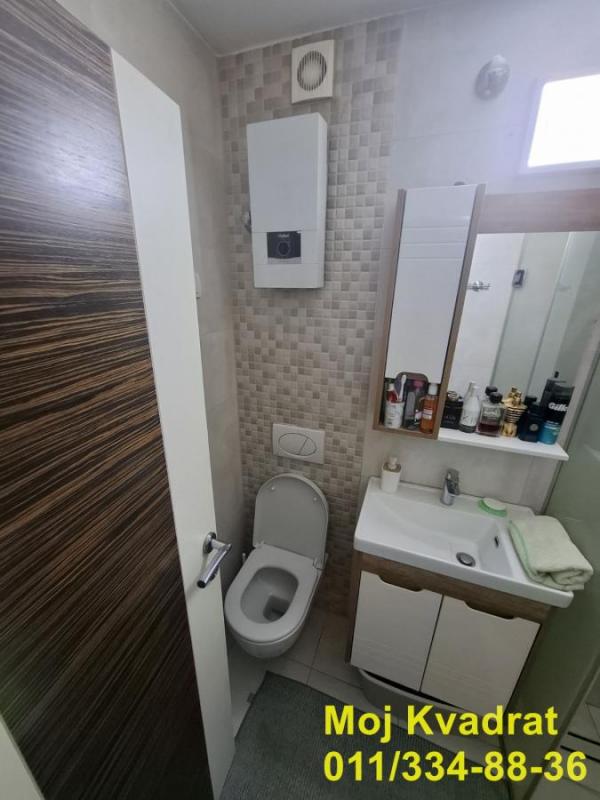 Stan na prodaju u Beogradu, Banovo brdo, dvosoban, 39m2, cena 130000 evra