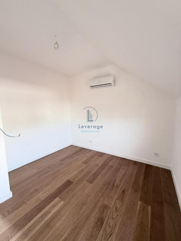 Stan na prodaju u Beogradu, Čubura, troiposoban, 110m2, cena 462000 evra