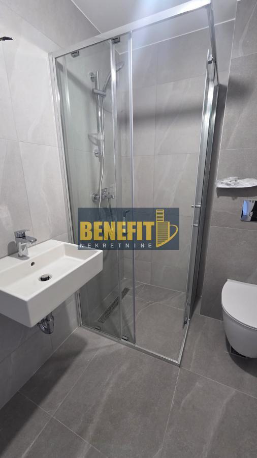 Stan na prodaju u Beogradu, Novi Beograd blok 61, dvosoban, 45m2, cena 155000 evra