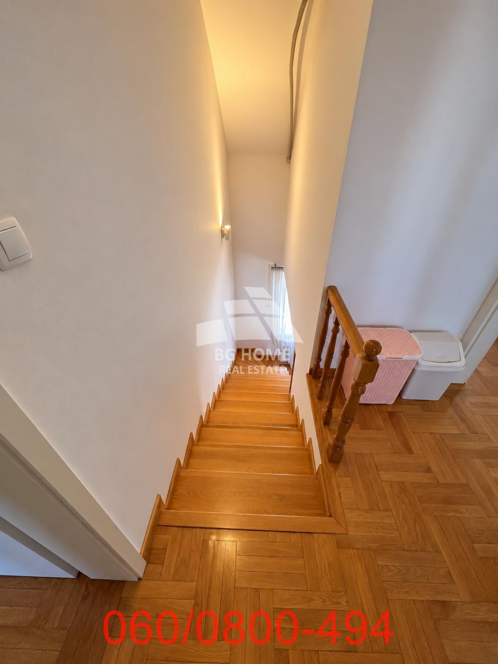 Stan na prodaju u Beogradu, Gornji grad, cetvorosoban, 108m2, cena 349000 evra