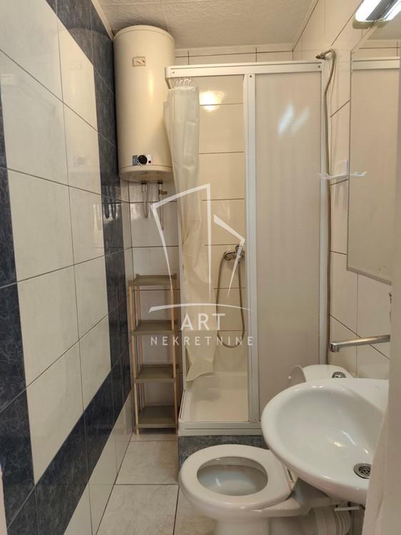 Stan na prodaju u Beogradu, Novi Beograd, dvosoban, 51m2, cena 219000 evra
