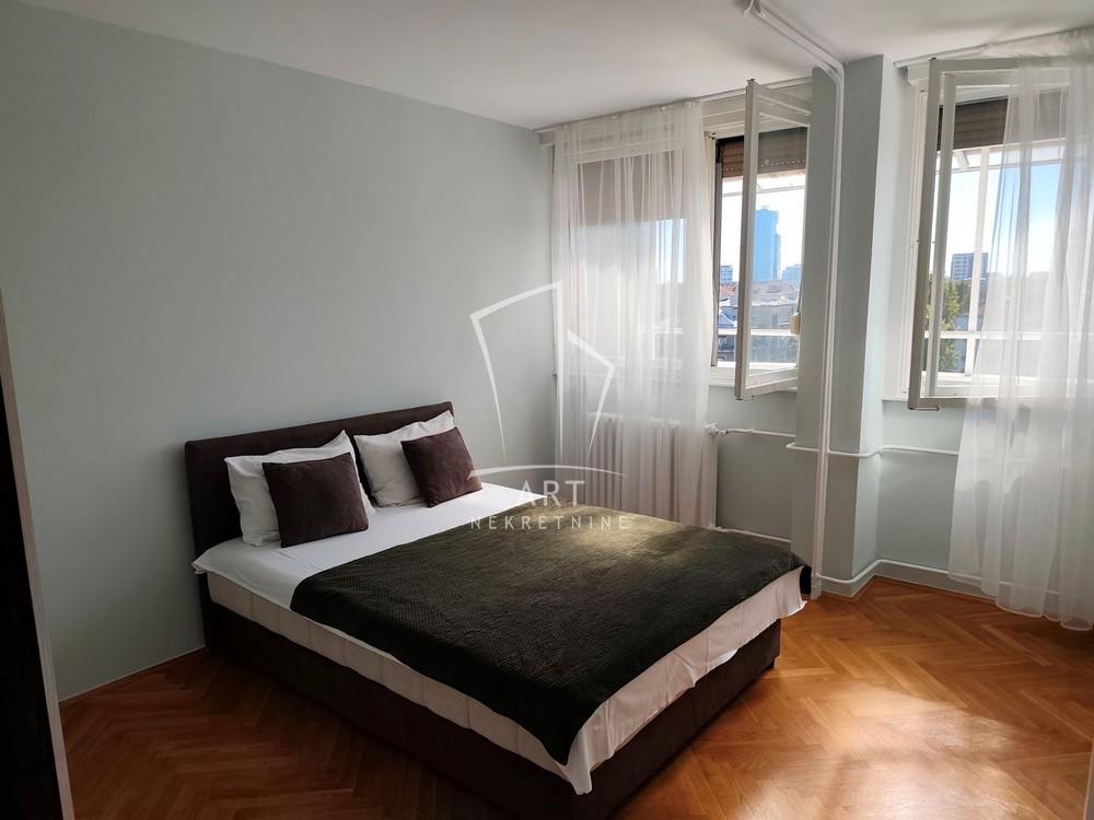 Stan na prodaju u Beogradu, Novi Beograd, dvosoban, 51m2, cena 219000 evra