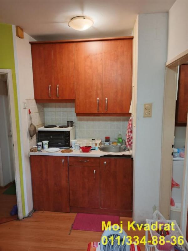 Stan na prodaju u Beogradu, Profesorska kolonija, 110m2, cena 212000 evra