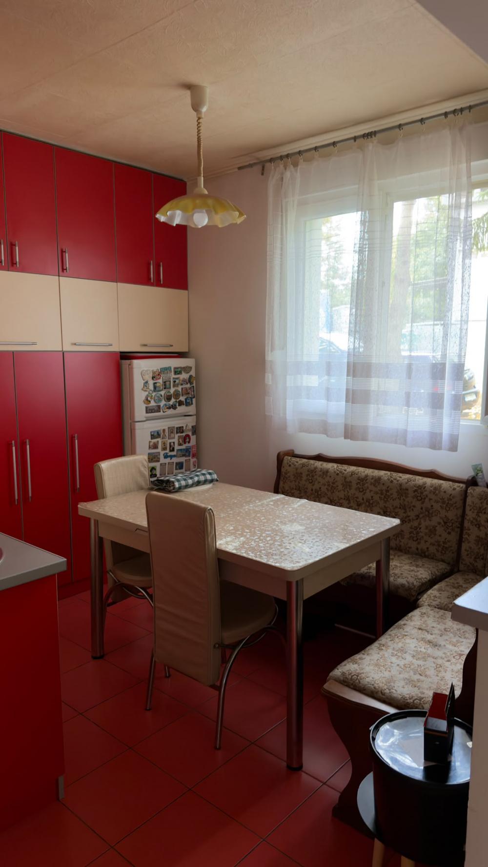 Stan na prodaju u Beogradu, Rakovica,Kanarevo brdo, dvoiposoban, 61m2, cena 183000 evra