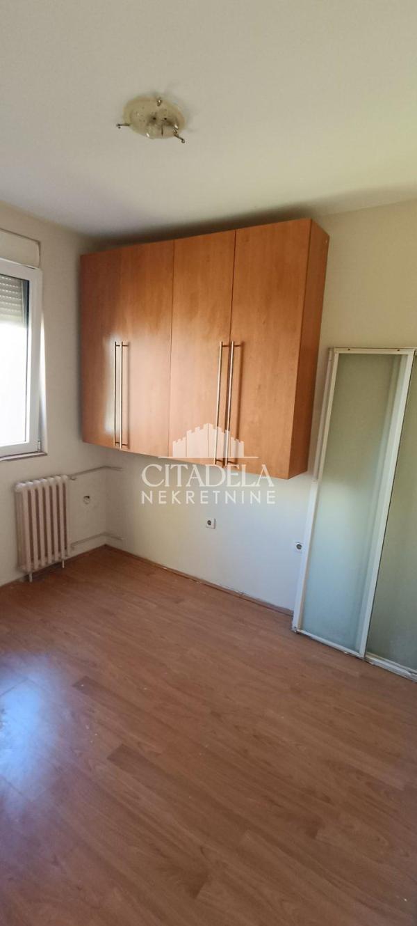 Stan na prodaju u Beogradu, Mirijevo, jednoiposoban, 37m2, cena 125000 evra