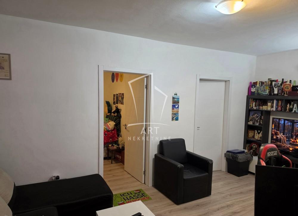 Stan na prodaju u Beogradu, Miljakovac, dvoiposoban, 53m2, cena 173000 evra