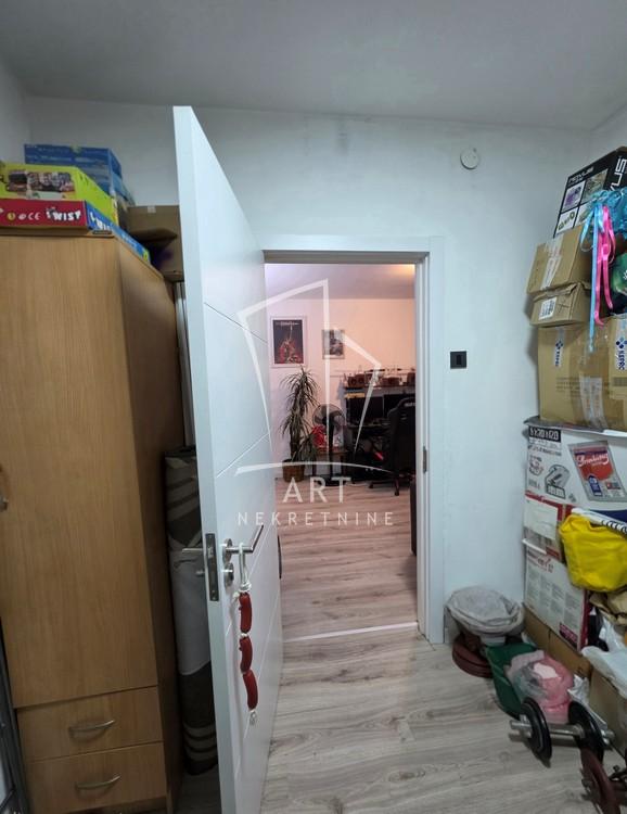 Stan na prodaju u Beogradu, Miljakovac, dvoiposoban, 53m2, cena 173000 evra