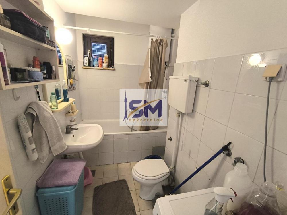 Stan na prodaju u Beogradu, Bežanijska kosa, jednosoban, 51m2, cena 175000 evra