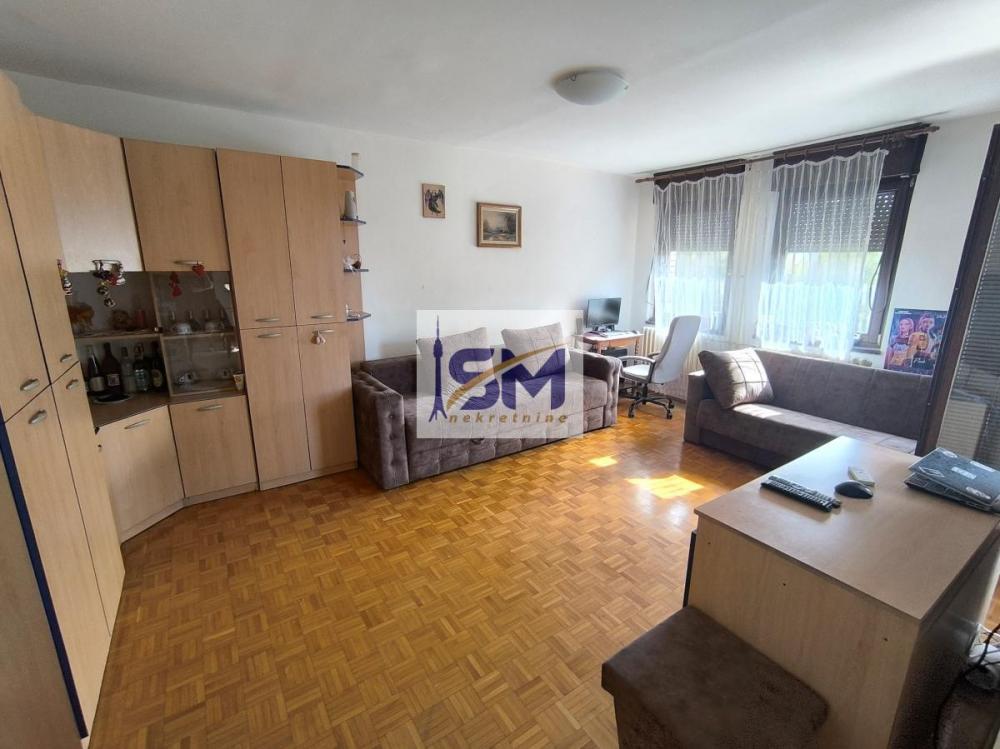 Stan na prodaju u Beogradu, Bežanijska kosa, jednosoban, 51m2, cena 175000 evra