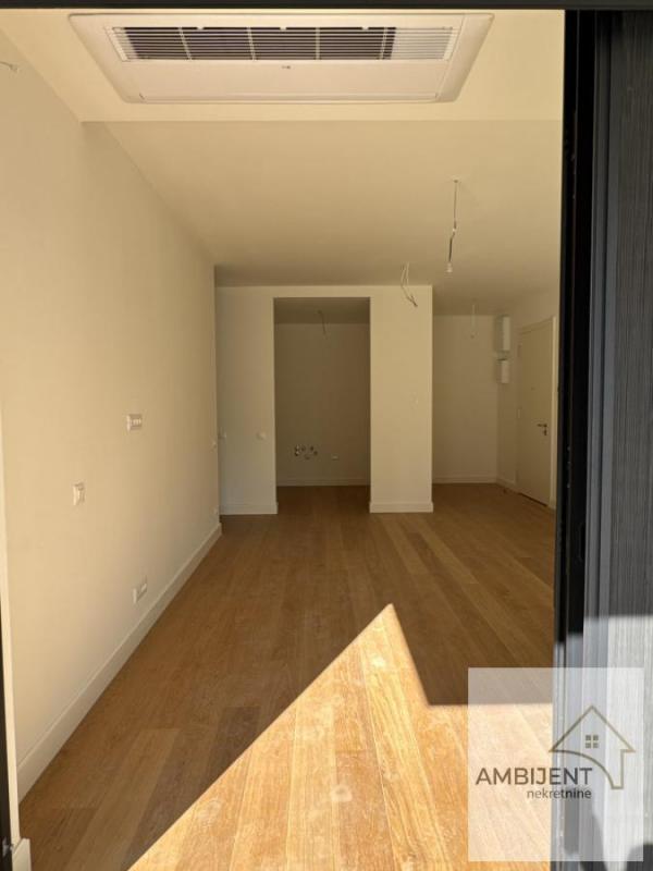Stan na prodaju u Beogradu, Novi Beograd blok 64, dvosoban, 55m2, cena 359000 evra