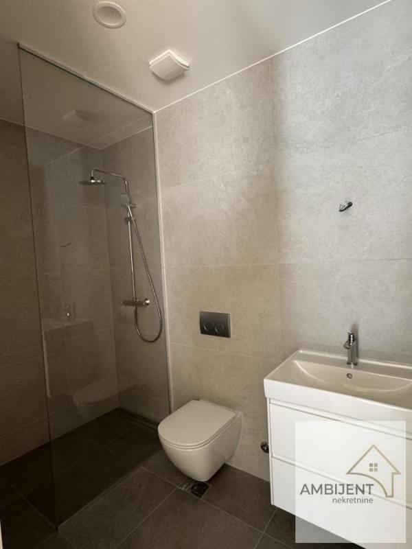 Stan na prodaju u Beogradu, Novi Beograd blok 64, dvosoban, 55m2, cena 359000 evra