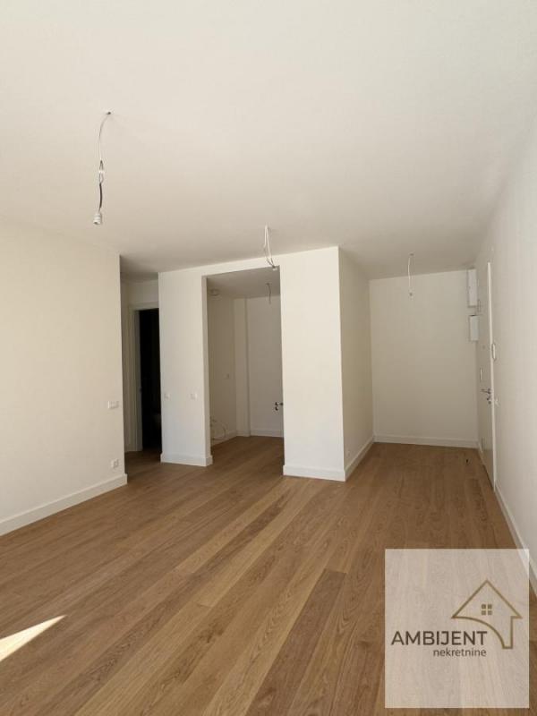 Stan na prodaju u Beogradu, Novi Beograd blok 64, dvosoban, 55m2, cena 359000 evra