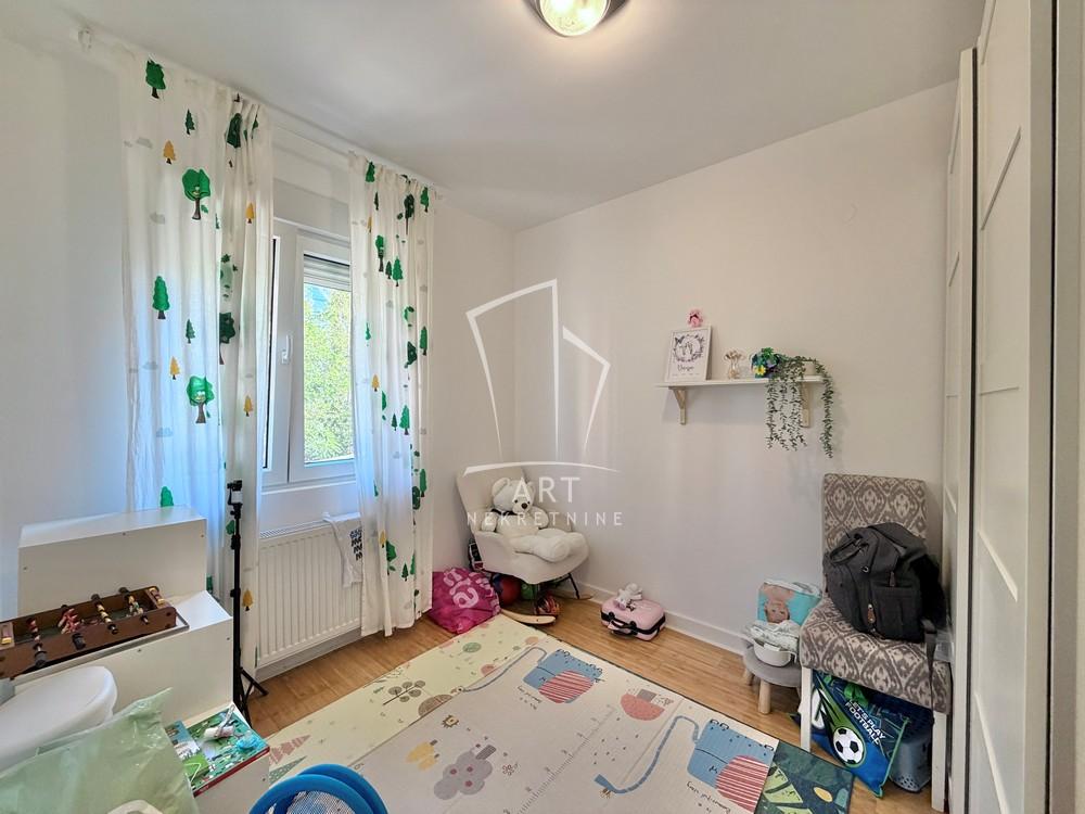 Stan na prodaju u Beogradu, Mirijevo, dvoiposoban, 45m2, cena 139000 evra