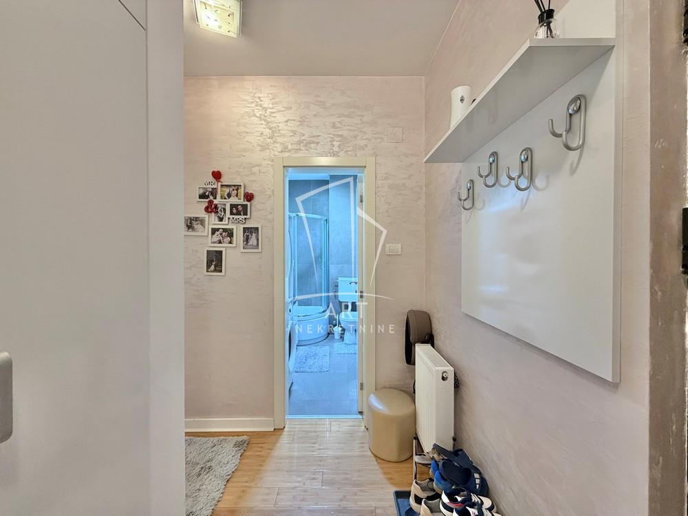 Stan na prodaju u Beogradu, Mirijevo, dvoiposoban, 45m2, cena 139000 evra