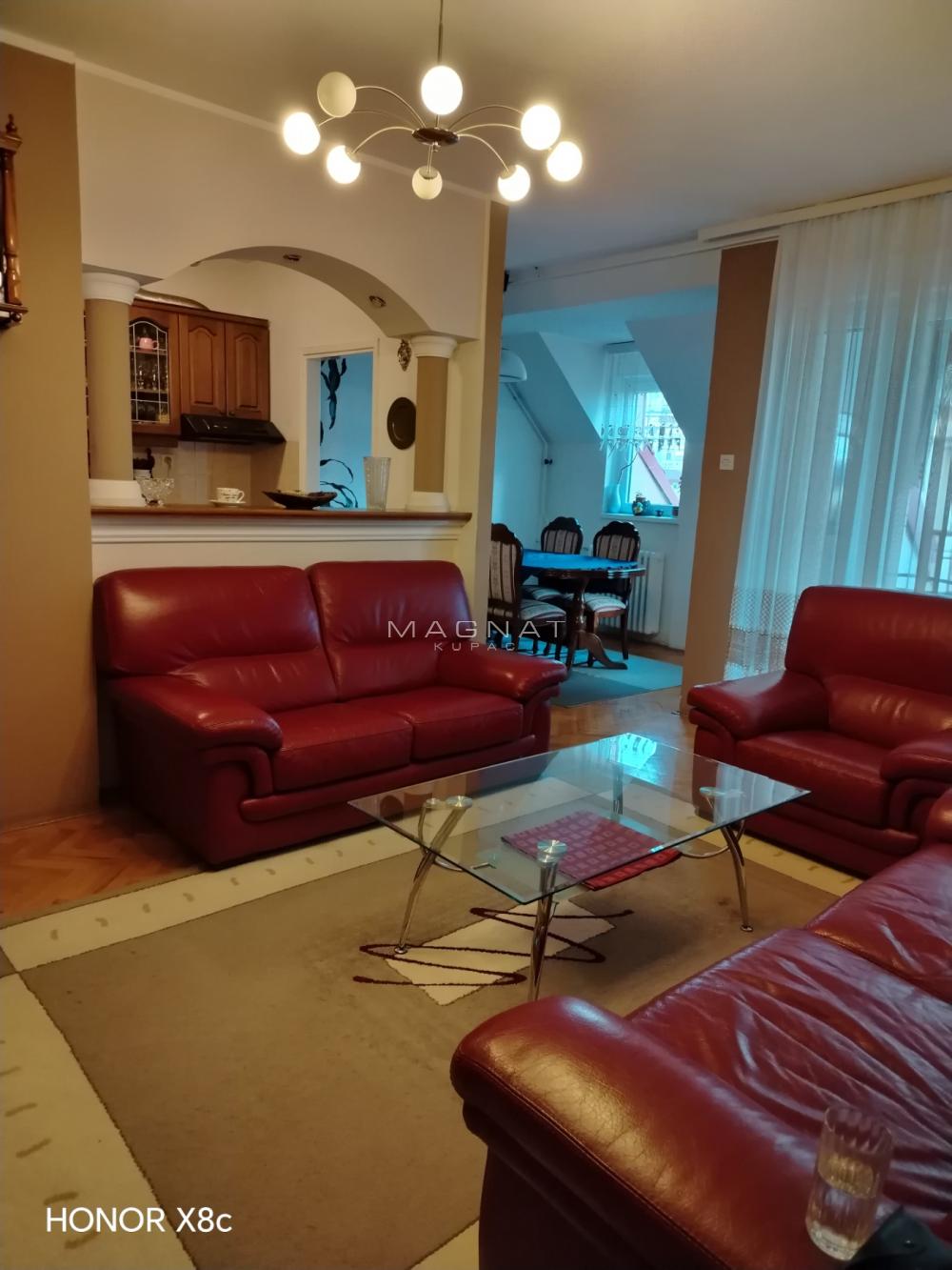 Stan na prodaju u Beogradu, Autokomanda, troiposoban, 97m2, cena 328000 evra