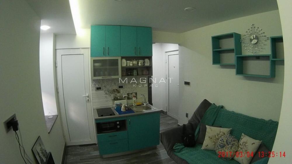 Stan na prodaju u Beogradu, Vračar, 20m2, cena 95900 evra