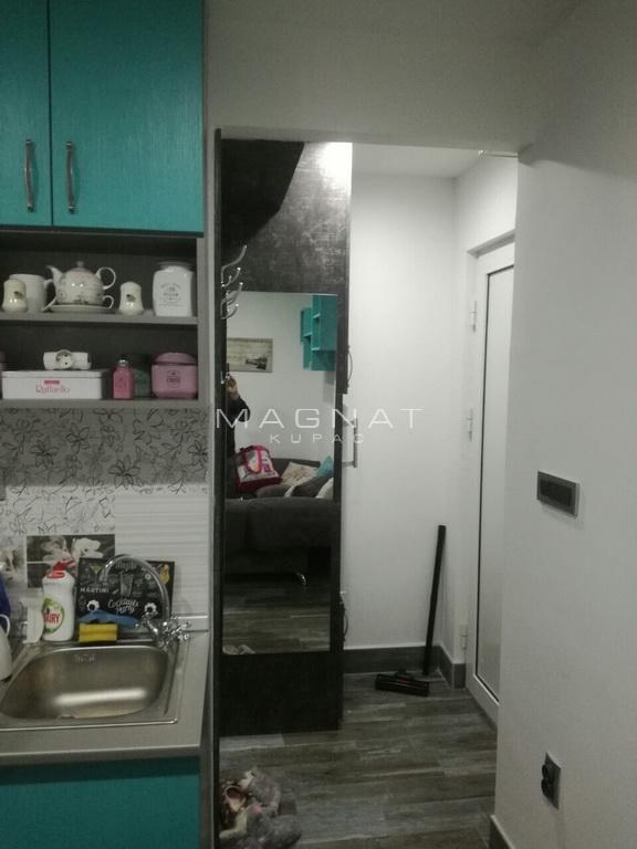 Stan na prodaju u Beogradu, Vračar, 20m2, cena 95900 evra