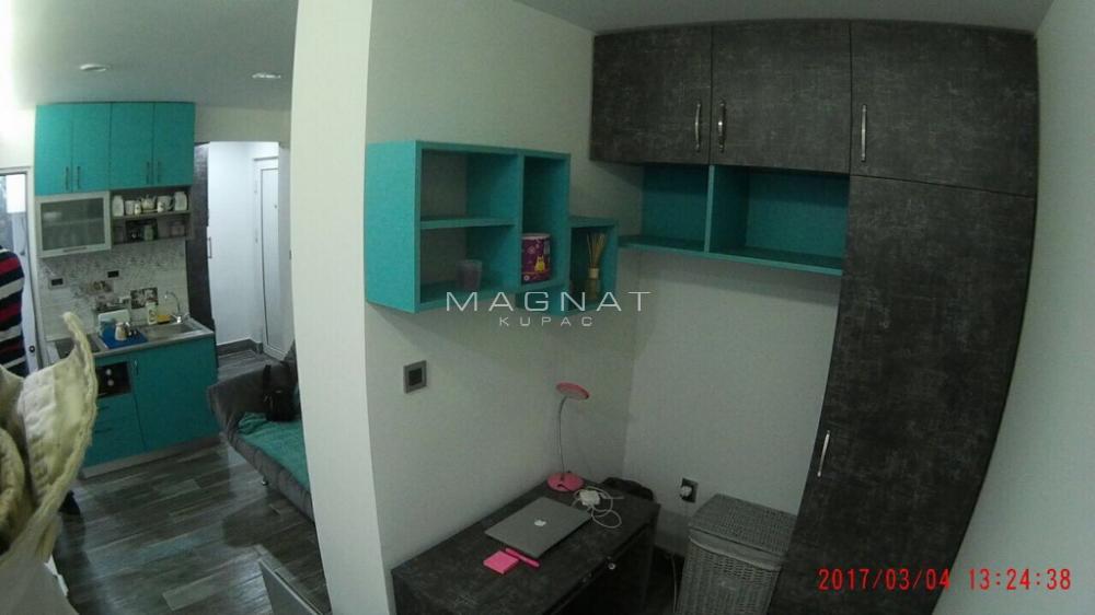 Stan na prodaju u Beogradu, Vračar, 20m2, cena 95900 evra