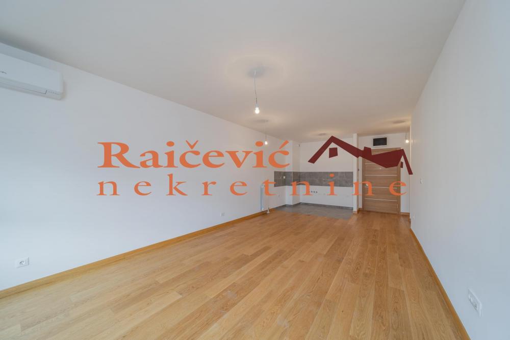 Stan na prodaju u Beogradu, Novi Beograd blok 65, dvosoban, 57m2, cena 285000 evra