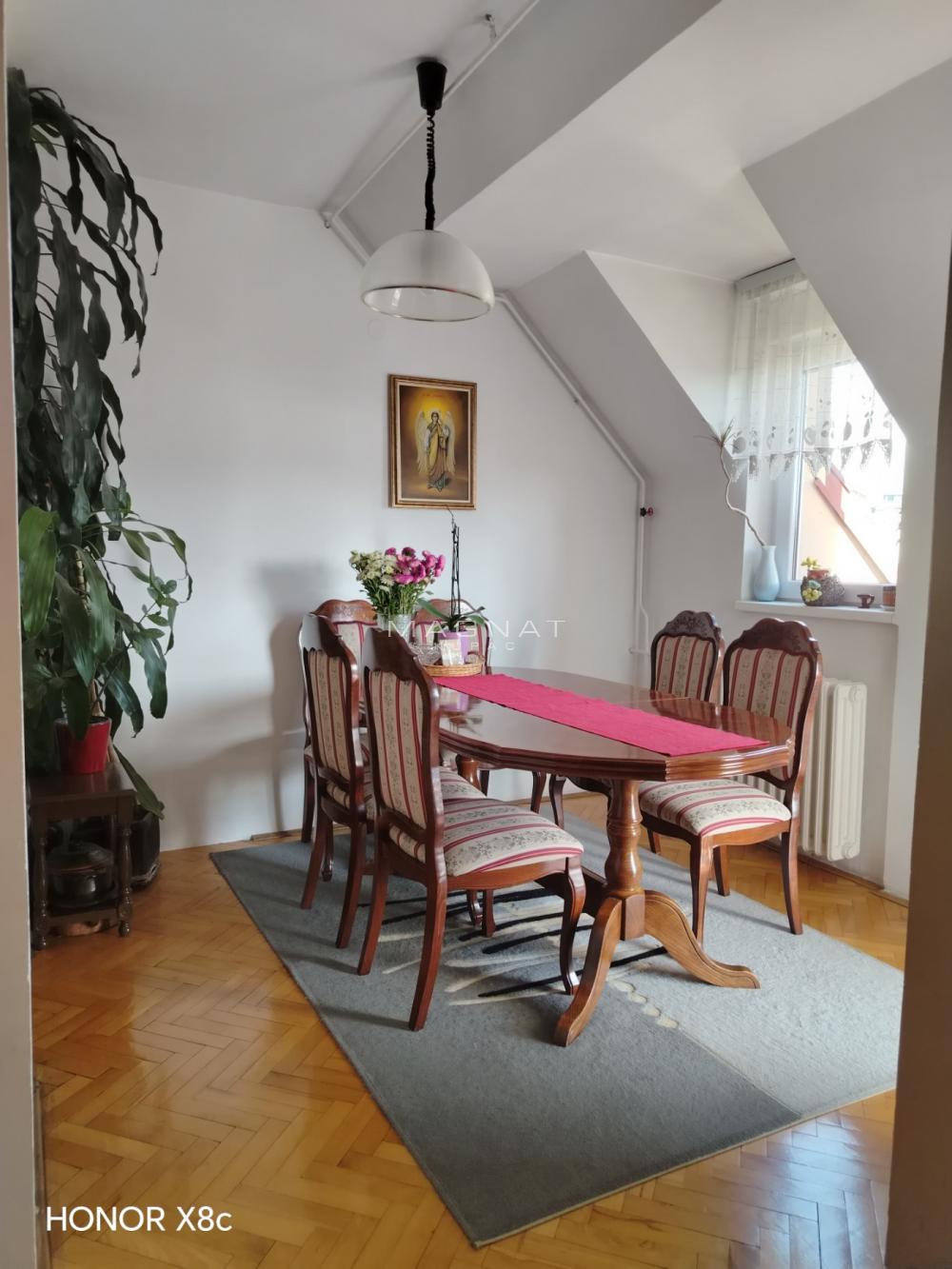 Stan na prodaju u Beogradu, Vračar, troiposoban, 97m2, cena 328000 evra