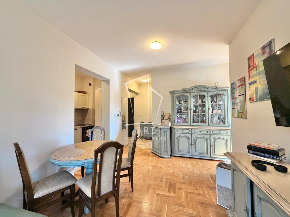 Stan na prodaju u Beogradu, Novi Beograd, dvoiposoban, 48m2, cena 144000 evra
