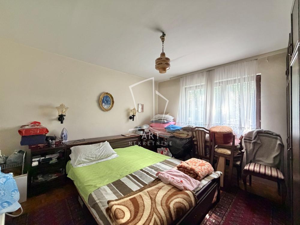 Stan na prodaju u Beogradu, Rakovica, cetvorosoban, 109m2, cena 245000 evra