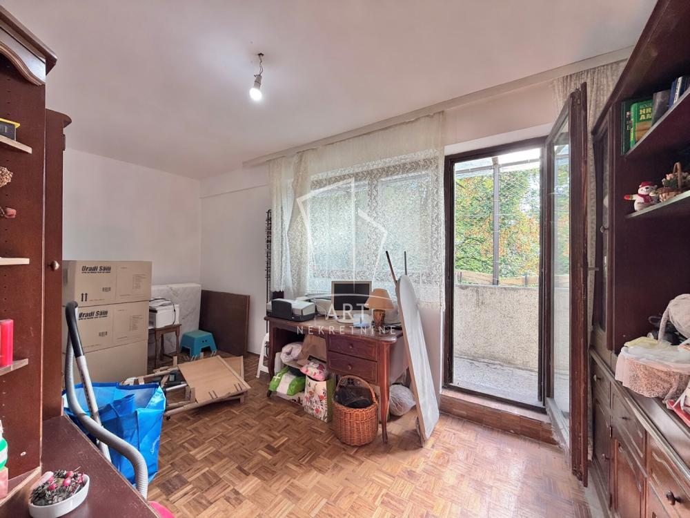 Stan na prodaju u Beogradu, Rakovica, cetvorosoban, 109m2, cena 245000 evra