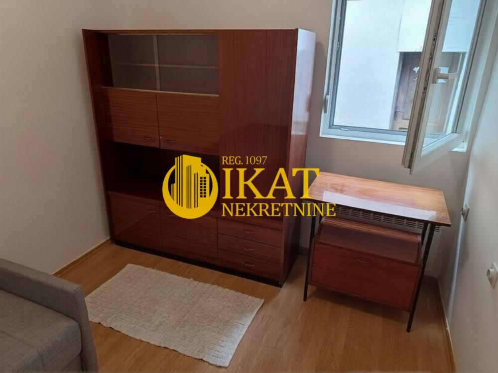 Stan na prodaju u Beogradu, Đeram pijaca, dvosoban, 35m2, cena 105000 evra