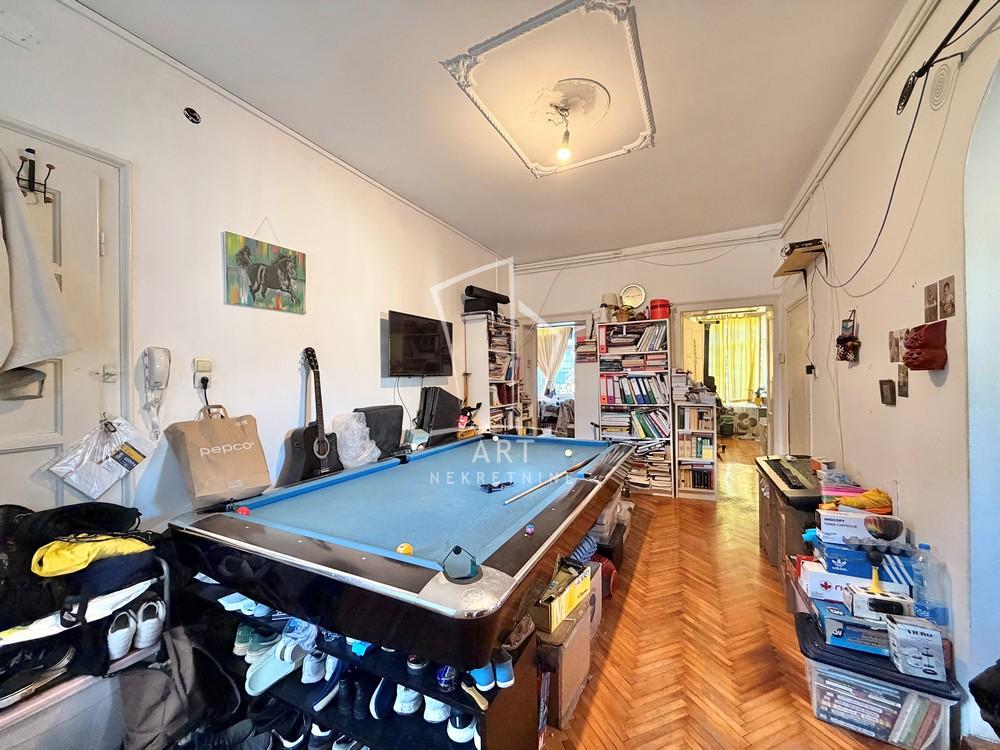 Stan na prodaju u Beogradu, Beograd (centar), troiposoban, 82m2, cena 369000 evra