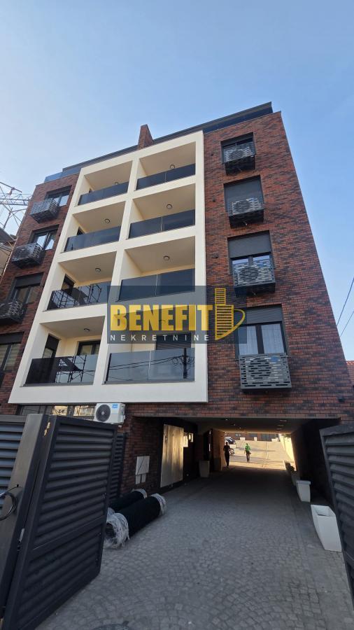 Stan na prodaju u Beogradu, Novi Beograd blok 72, dvosoban, 45m2, cena 155000 evra