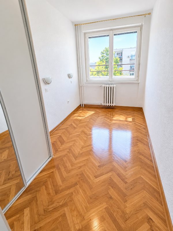 Stan na prodaju u Beogradu, Botanička bašta, trosoban, 69m2, cena 259200 evra