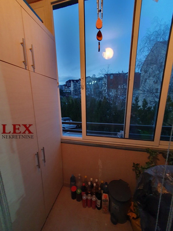 Stan na prodaju u Beogradu, Rakovica, jednoiposoban, 42m2, cena 125000 evra