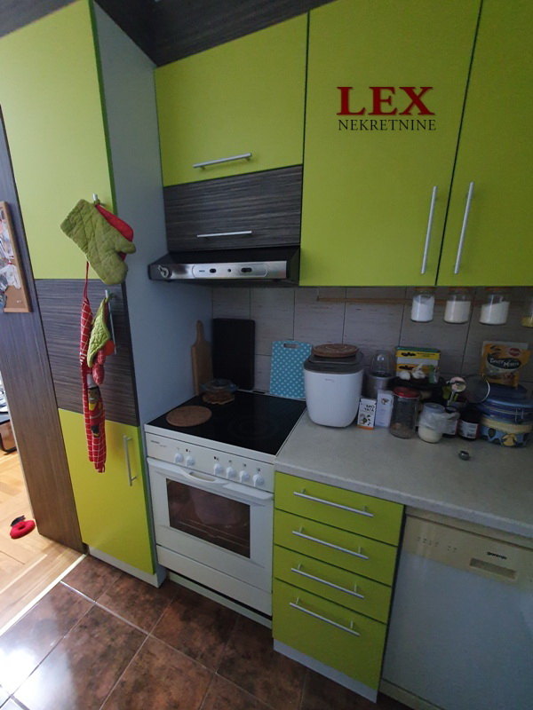 Stan na prodaju u Beogradu, Rakovica, jednoiposoban, 42m2, cena 125000 evra